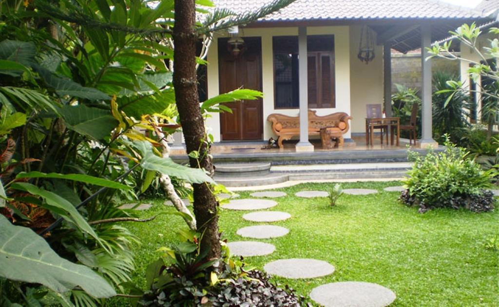 אובוד Loka Sari Guest House And Spa חדר תמונה