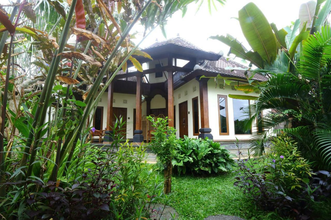 אובוד Loka Sari Guest House And Spa מראה חיצוני תמונה